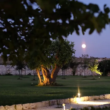 Couette-café Masseria La Gresca 3*
